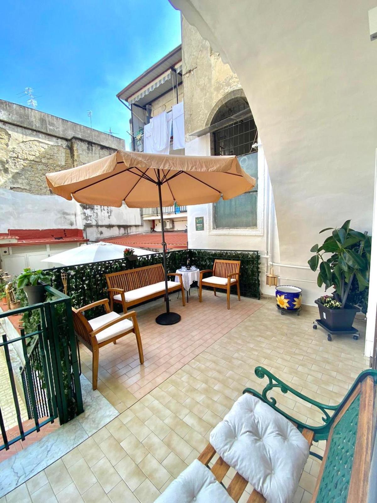 Castellano Apartment Nápoles Exterior foto